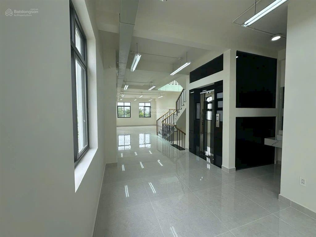 Cho thuê shophouse song hành  căn góc khe  3 mặt thoáng  lakeview city | 45tr/tháng