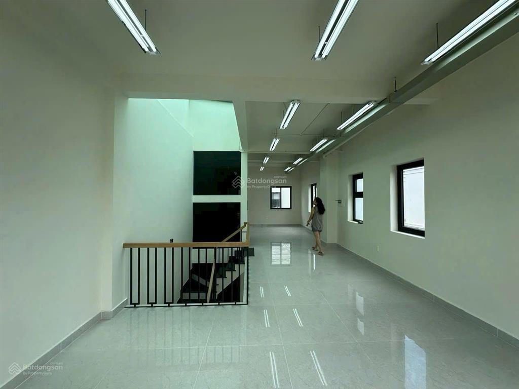 Cho thuê shophouse song hành  căn góc khe  3 mặt thoáng  lakeview city | 45tr/tháng