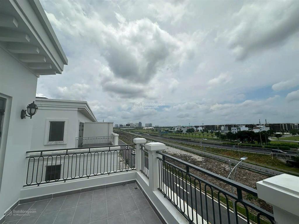 Cho thuê shophouse song hành  căn góc khe  3 mặt thoáng  lakeview city | 45tr/tháng