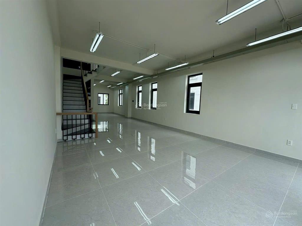 Cho thuê shophouse song hành  căn góc khe  3 mặt thoáng  lakeview city | 45tr/tháng