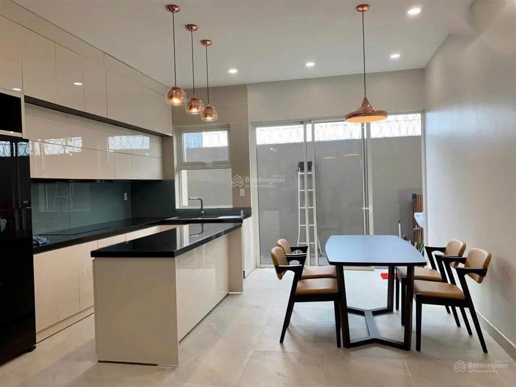 Cho thuê nhà phố palm residence | 3pn 4wc | 45tr/tháng | sống riêng tư tiện nghi an ninh 24/7