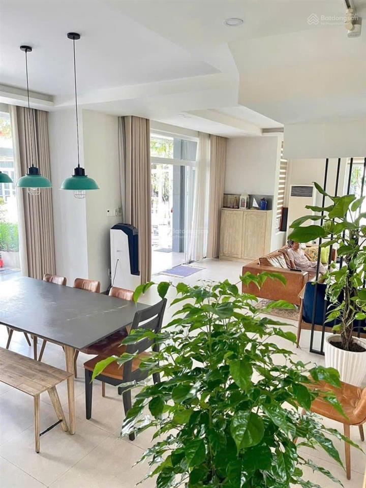 Cho thuê biệt thự đơn lập park riverside 300m|3pn | sauna, spa, gym riêng | chỉ 1.500$/tháng net
