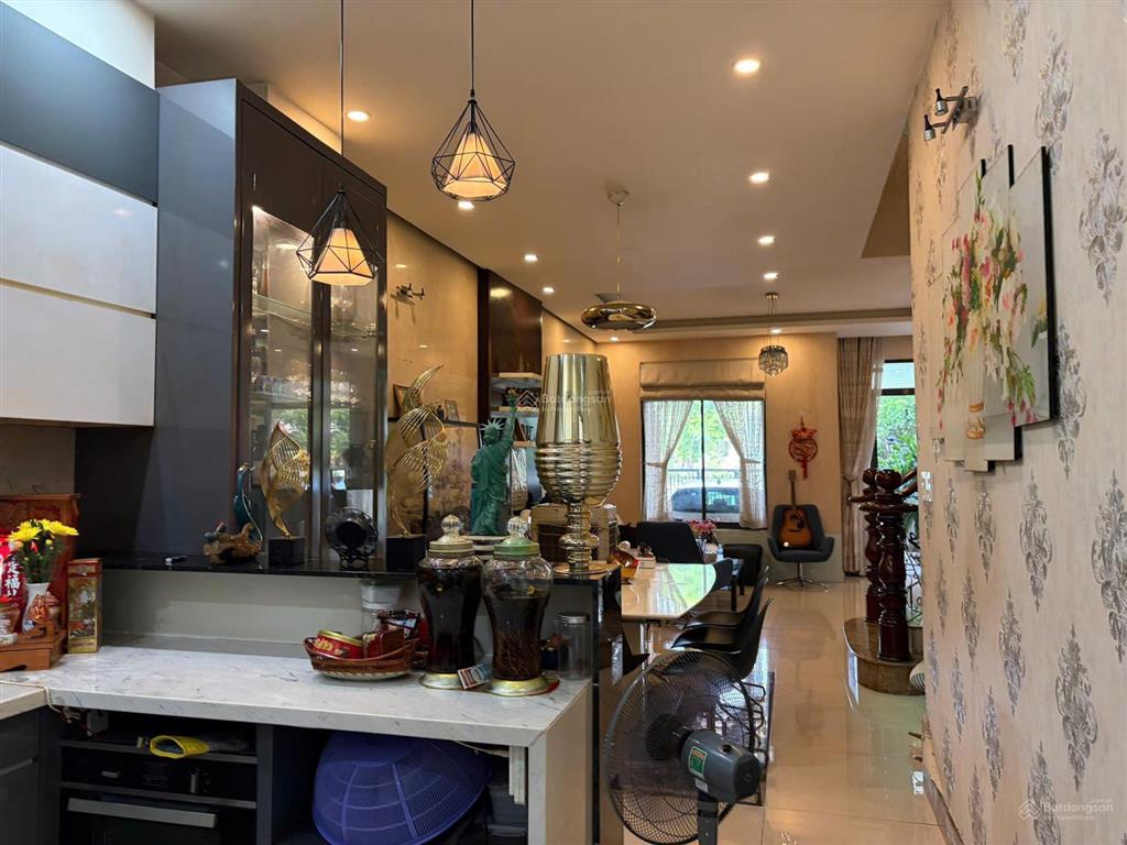 27 tỷ bán nhà phố lakeview city view hồ thoáng đẹp full nội thất 3pn + 2 phòng làm việc vào ở ngay