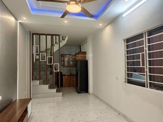 Gia đình bán nhà ỷ la dương nội, nhà đẹp 33m2, 2 thoáng, 3 ngủ sẵn ở ngay ô tô đỗ cổng chỉ 4.88 tỷ