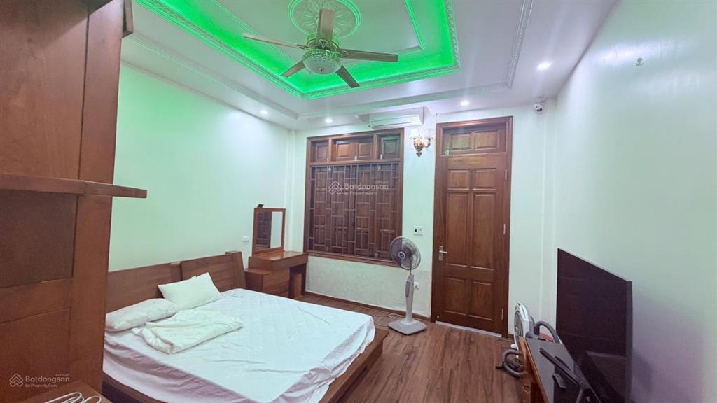 Nhà phố văn quán, ô tô tránh kinh doanh, chủ xây tâm huyết 5 tầng 45m2, mt 4.5m, ở ngay chỉ 9 tỷ