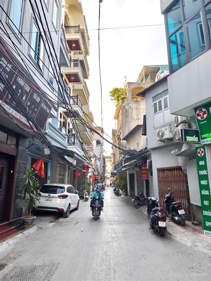 Nhà phố văn quán, ô tô tránh kinh doanh, chủ xây tâm huyết 5 tầng 45m2, mt 4.5m, ở ngay chỉ 9 tỷ