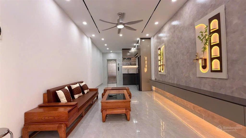 Chỉ 10 tỷ, nhà trần phú văn quán, 5 tầng thang máy, ngõ thông, 20m ra phố lớn, ga văn quán