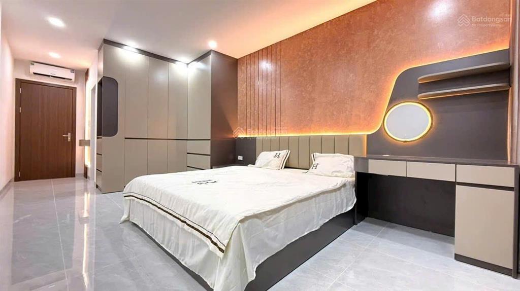 Chỉ 10 tỷ, nhà trần phú văn quán, 5 tầng thang máy, ngõ thông, 20m ra phố lớn, ga văn quán