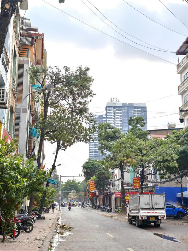 Nhà mặt phố, phân lô ngô đình mẫn, 50m2, 6 tầng, vỉa hè 10m kinh doanh cực đẹp hơn 12 tỷ