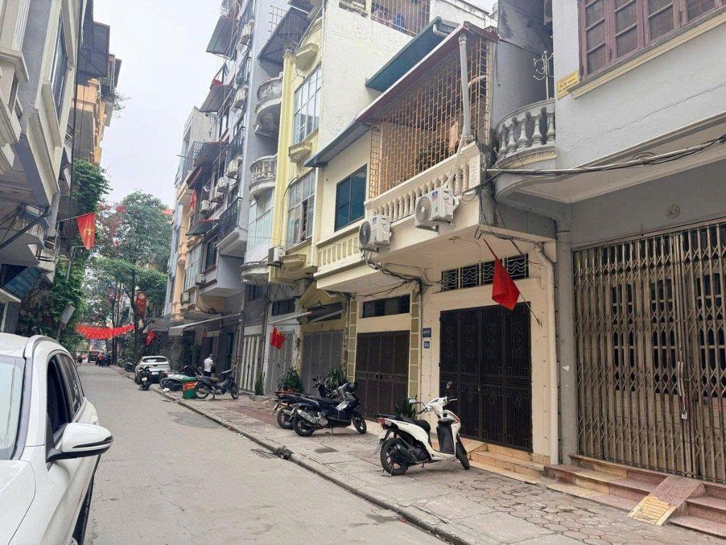 Phố Nguyễn Xiển 102m2, 3T, MT7.2m nhà 2 mặt tiền vỉa hè ô tô tránh hiếm Thanh Xuân