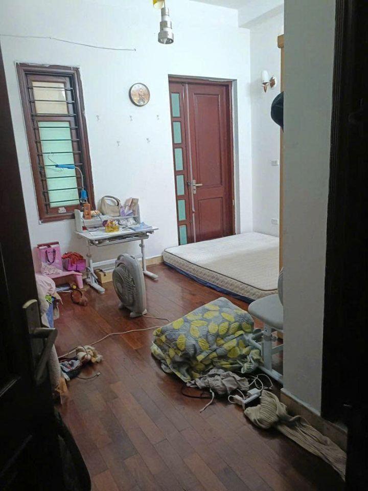 Mặt phố Sơn Tây 23m2, 5 tầng đẹp, MT6.6m lô góc 3 thoáng hiếm quận Ba Đình