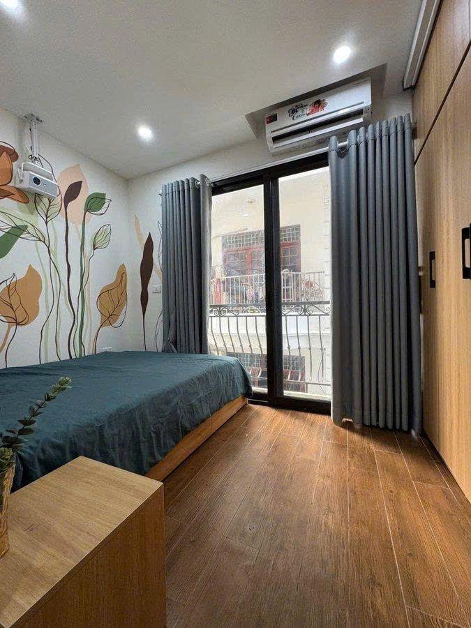 Phố Nguyễn Chí Thanh 95m2, 8 tầng, MT5m ô tô tránh 2 mặt ngõ dòng tiền 130 triệu/tháng 