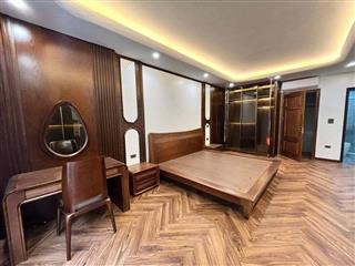  Hạ 1 tỷ mặt phố Võ Văn Dũng 50m2, 9 tầng, mặt tiền 4.5m ngay gần Hồ Hoàng Cầu 