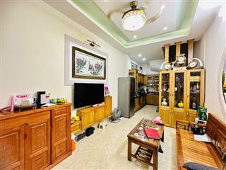 Bán nhà phố Lạc Long Quân 30m2, 5 tầng đẹp lô góc nhỉnh 9 tỷ cận kề Hồ Tây