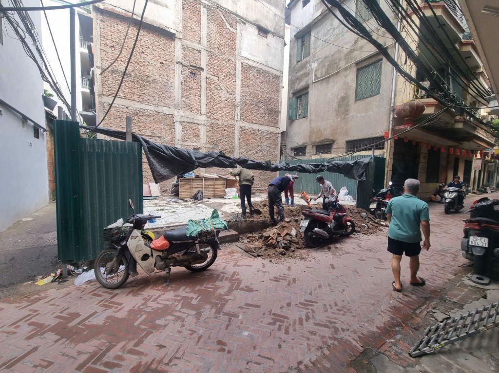 Hiếm phố Lạc Long Quân 59m2, mặt tiền 9.6m lô góc 3 mặt ngõ nhỉnh 17 tỷ gần Hồ Tây