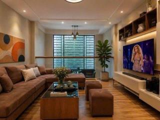 Hạ 1 tỷ nhà Cù Chính Lan 33m2, 5T, MT3.8m full nội thất giá 8.8 tỷ hiếm Thanh Xuân