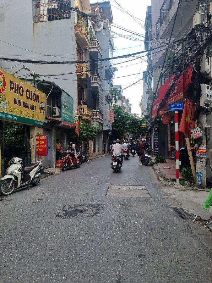 Bán đất đường Kim Giang 100m2, mặt tiền 10m ô tô tránh quy hoạch ổn định giá 30 tỷ