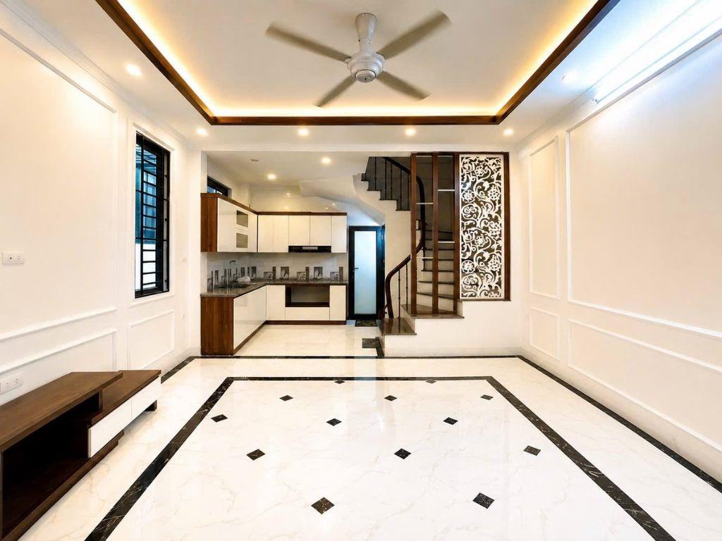 Bán gấp nhà Láng Hạ 36m2, 5T, MT4.6m tặng full nội thất 2 thoáng nhỉnh 10 tỷ thiện chí bán