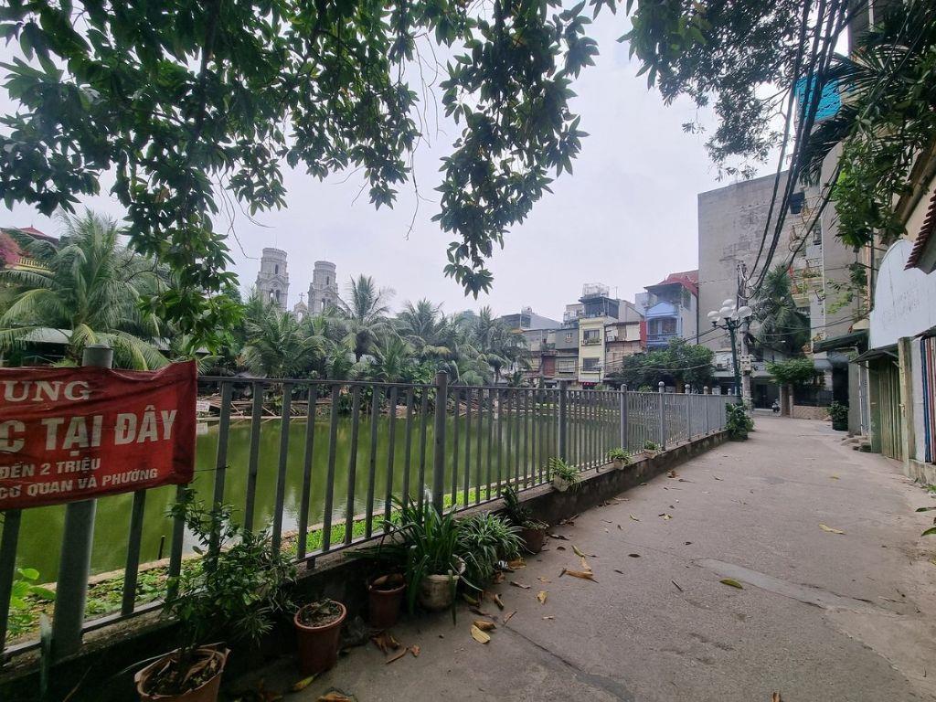 Bán nhà đường Giải Phóng 99m2, 4T, MT6.9m Gara ô tô view cực thoáng giá 21.8 tỷ QH ổn định