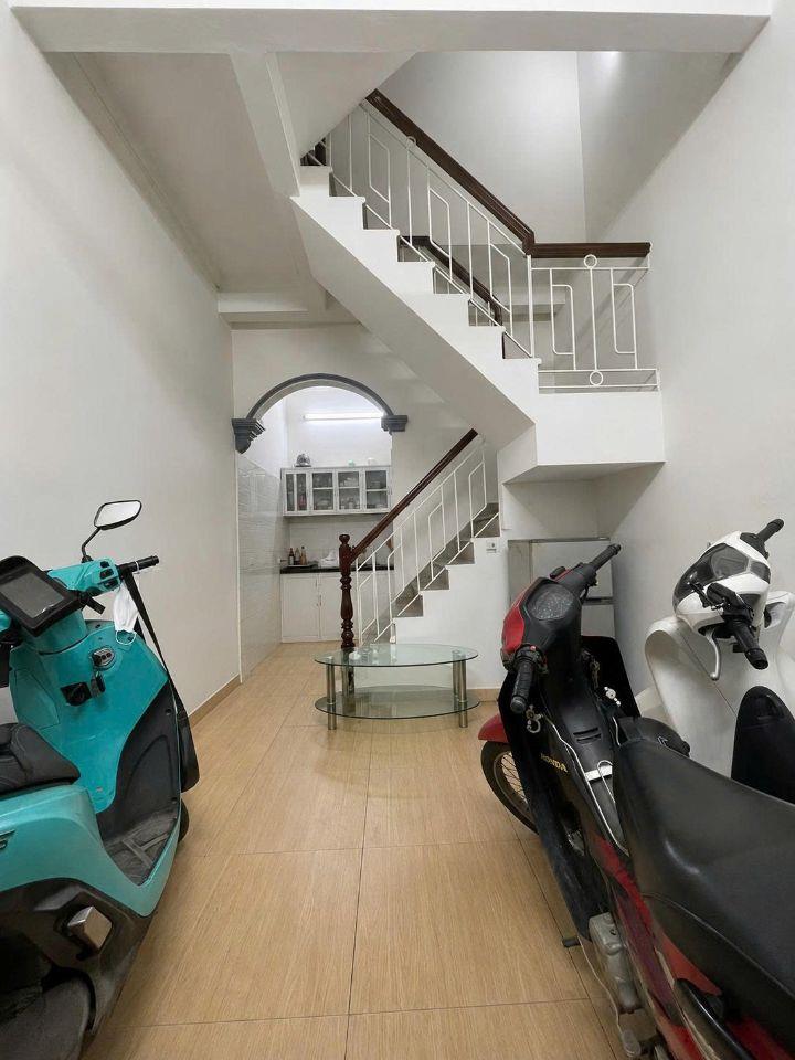 Bán nhà Khương Trung nhỉnh 5 tỷ 22m2, 4 tầng đẹp gần ô tô sổ đẹp hiếm Thanh Xuân