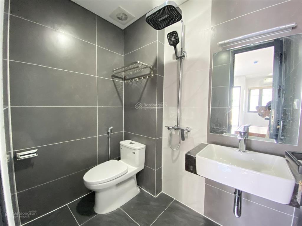 Cho thuê căn hộ 2 ngủ 1 khách rộng 60m2 nhà mới đủ đồ khu ngoại giao đoàn, xuân đỉnh