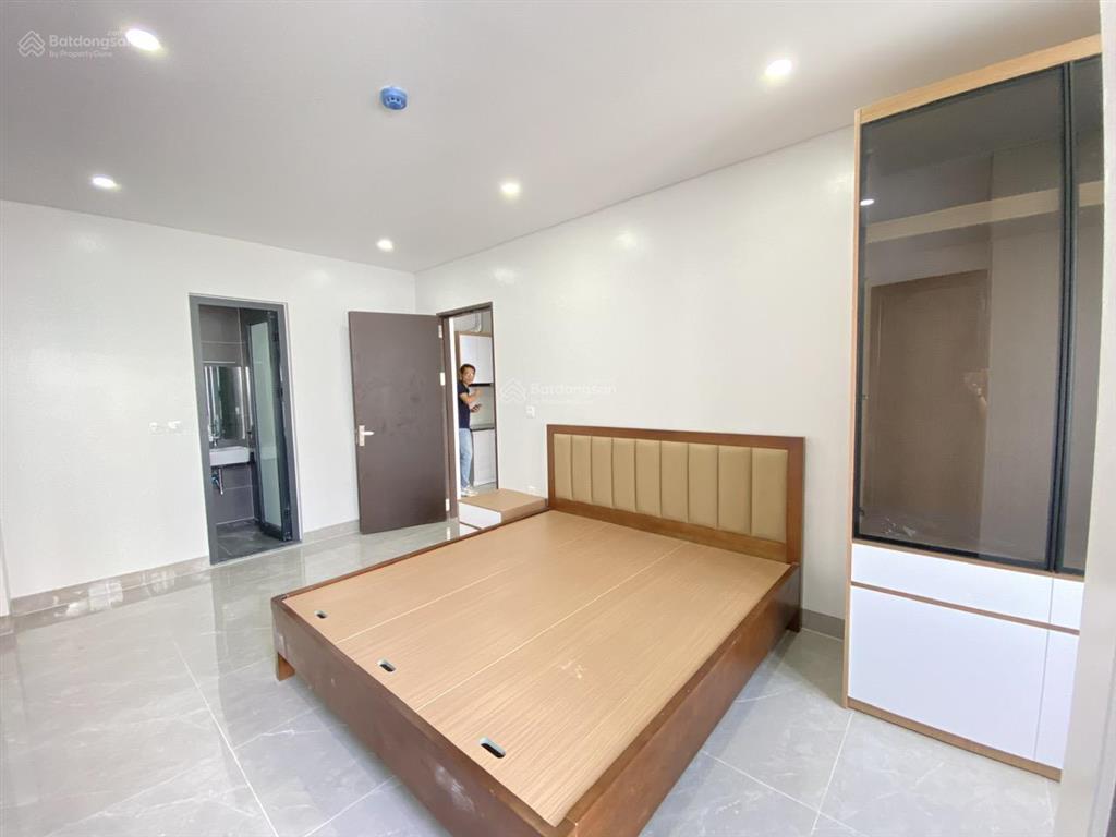 Cho thuê căn hộ 2 ngủ 1 khách rộng 60m2 nhà mới đủ đồ khu ngoại giao đoàn, xuân đỉnh