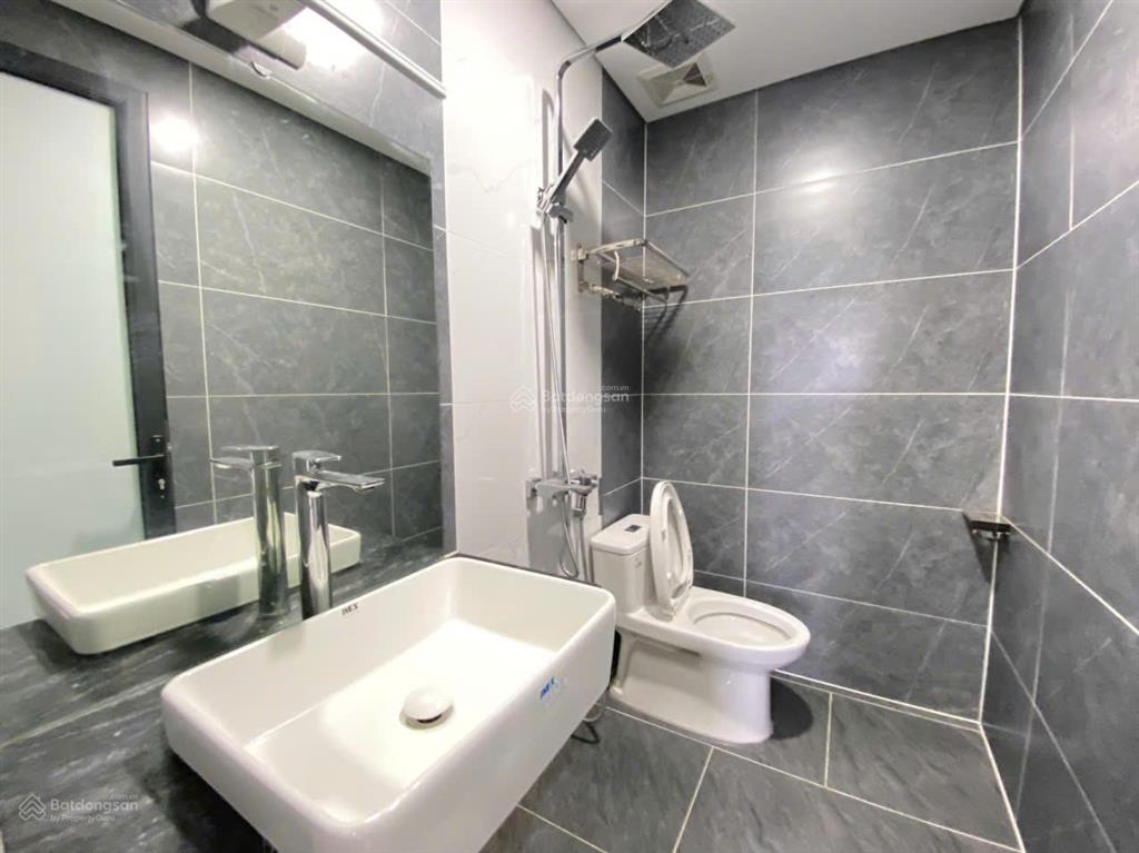 Cho thuê căn hộ 1 ngủ 1 khách rộng 40m2 khu nguyễn xuân khoát, ngoại giao đoàn