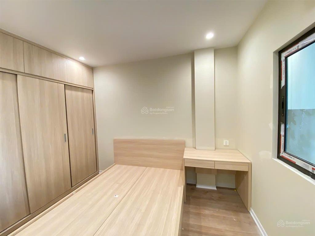Cho thuê căn hộ 2 ngủ 1 khách rộng 60m2 nội thất xịn sò ngay mặt đường kim đồng, hoàng mai