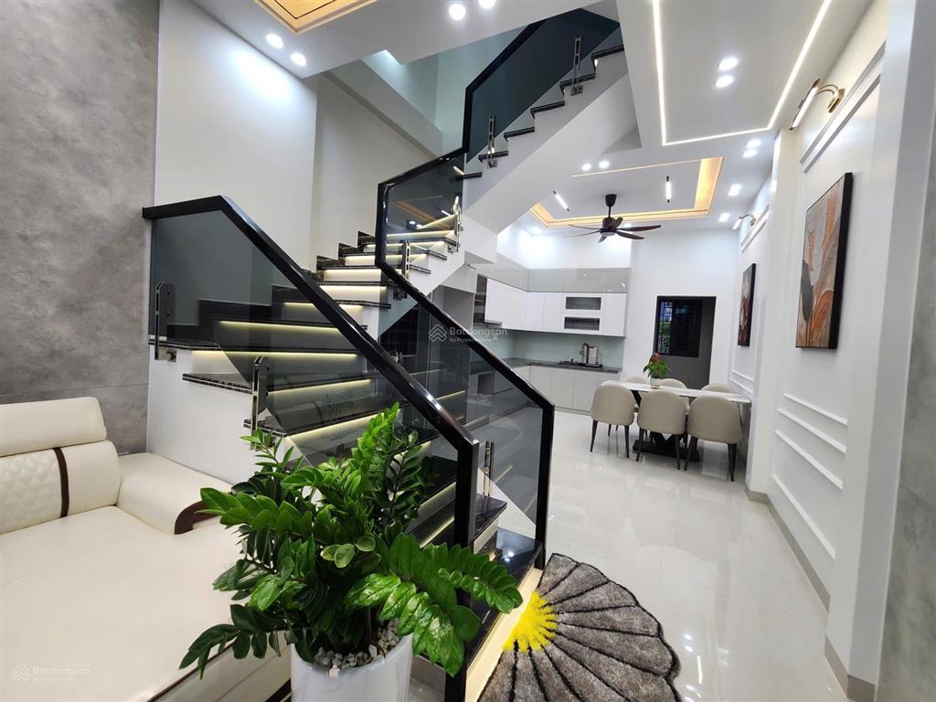 Căn nhà 3 tầng sân cổng ngay chung cư quỳnh hoàng, p an dương, hải phòng
