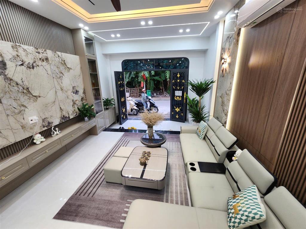 Siêu phẩm nhà đẹp mặt trục quỳnh hoàng p. an dương hải phòng