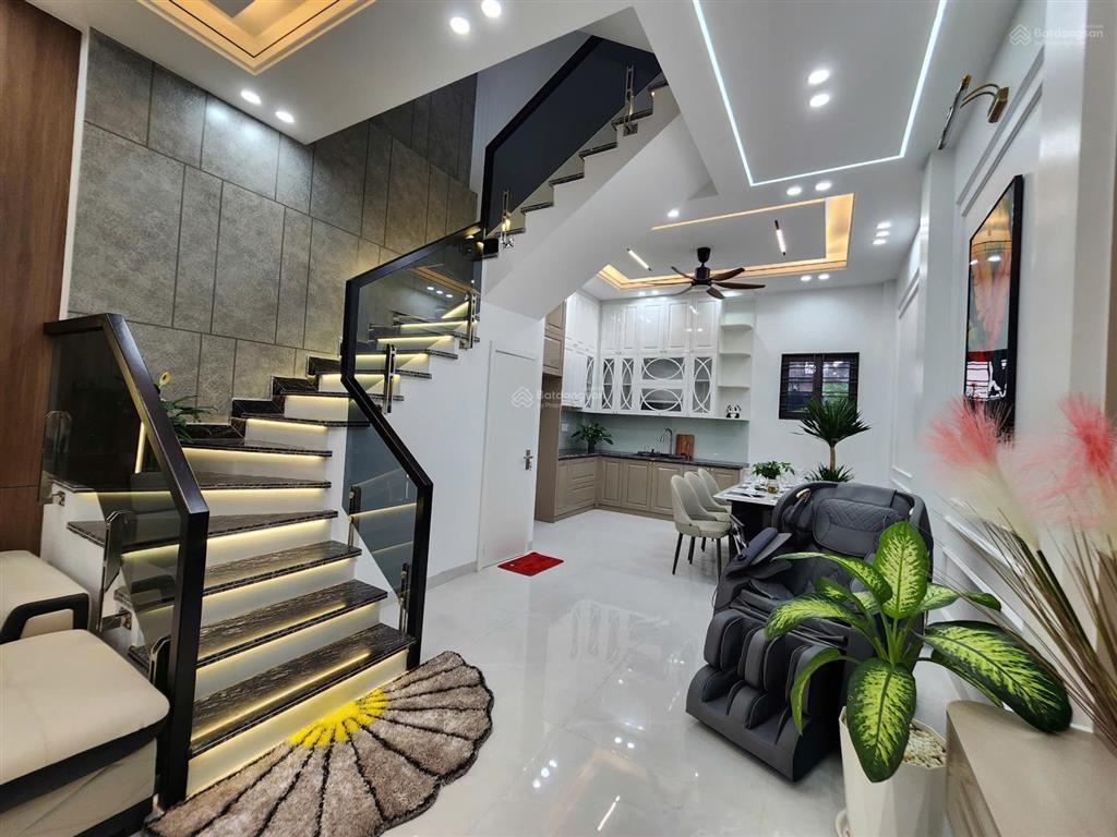 Siêu phẩm nhà đẹp mặt trục quỳnh hoàng p. an dương hải phòng