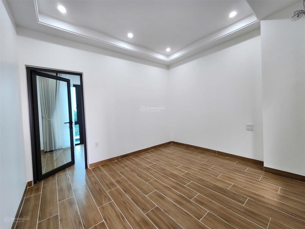 Căn nhà 3 tầng sân cổng riêng, vị trí cực đẹp sau sân vận động tổ 6, p. an dương, hải phòng
