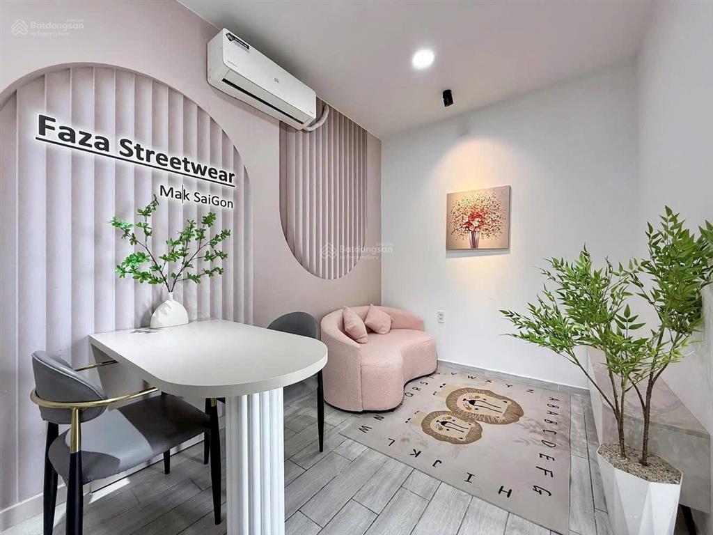 Căn hộ ban công 40m2 full nội thất ngay phan xích long gần bệnh viện hoàn mỹ giáp quận 1,3, an ninh