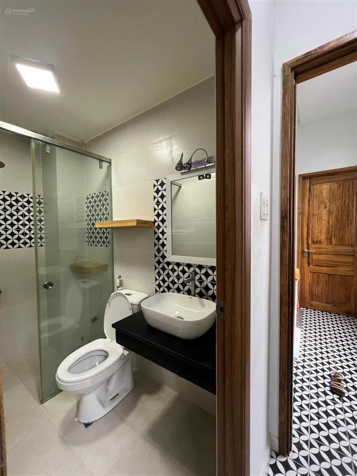 Trống sẵn căn hộ ban công 40m2 full nội thất ngay lê văn sỹ  phú nhuận gần trường sa, quận 1, 3