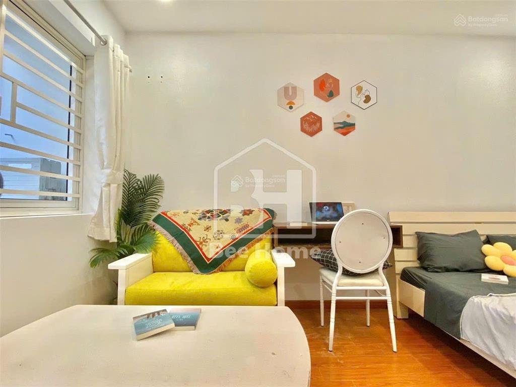 Trống sẵn căn hộ ban công 40m2 full nội thất ngay lê văn sỹ  phú nhuận gần trường sa, quận 1, 3