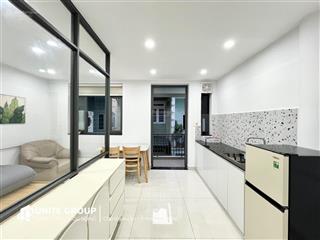 Căn hộ 40m2 ban công máy giặt riêng full nội thất ngay hoàng văn thụ gần sân bay tân sơn nhất