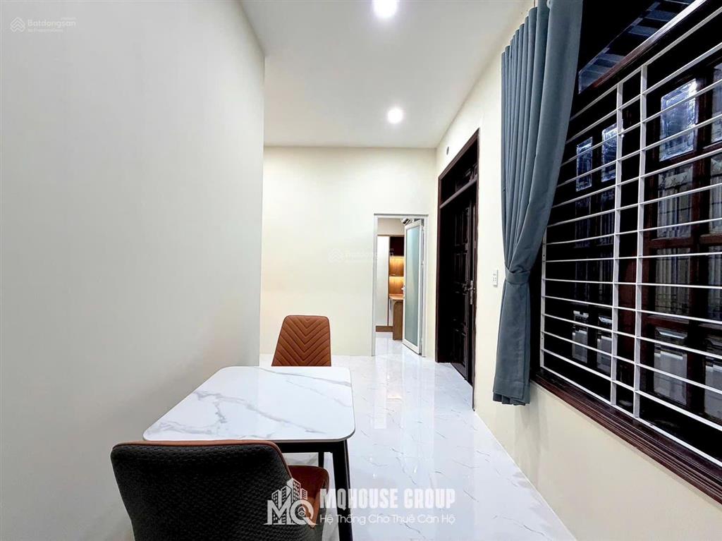 Căn hộ 1pn ban công tách bếp 40m2 full nội thất ngay đào duy anh gần sân bay tân sơn nhất giáp q1,3
