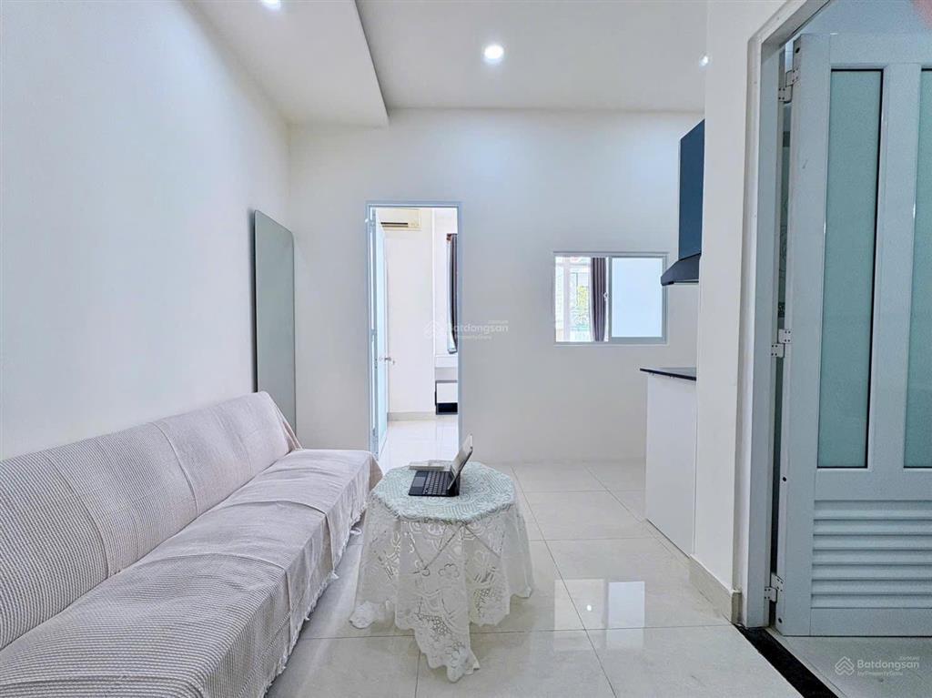 Căn hộ 1pn tách bếp 40m2 full nội thất ngay đường đào duy anh gần sân bay tân sơn nhất giáp quận 1
