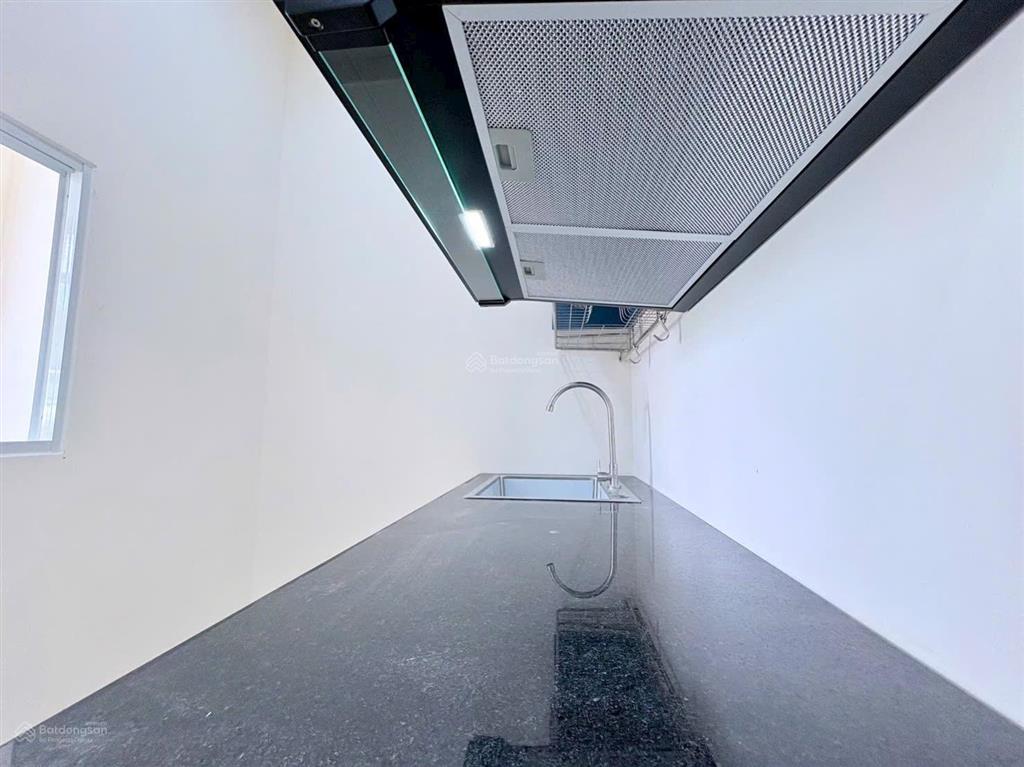 Căn hộ 1pn tách bếp 40m2 full nội thất ngay đường đào duy anh gần sân bay tân sơn nhất giáp quận 1