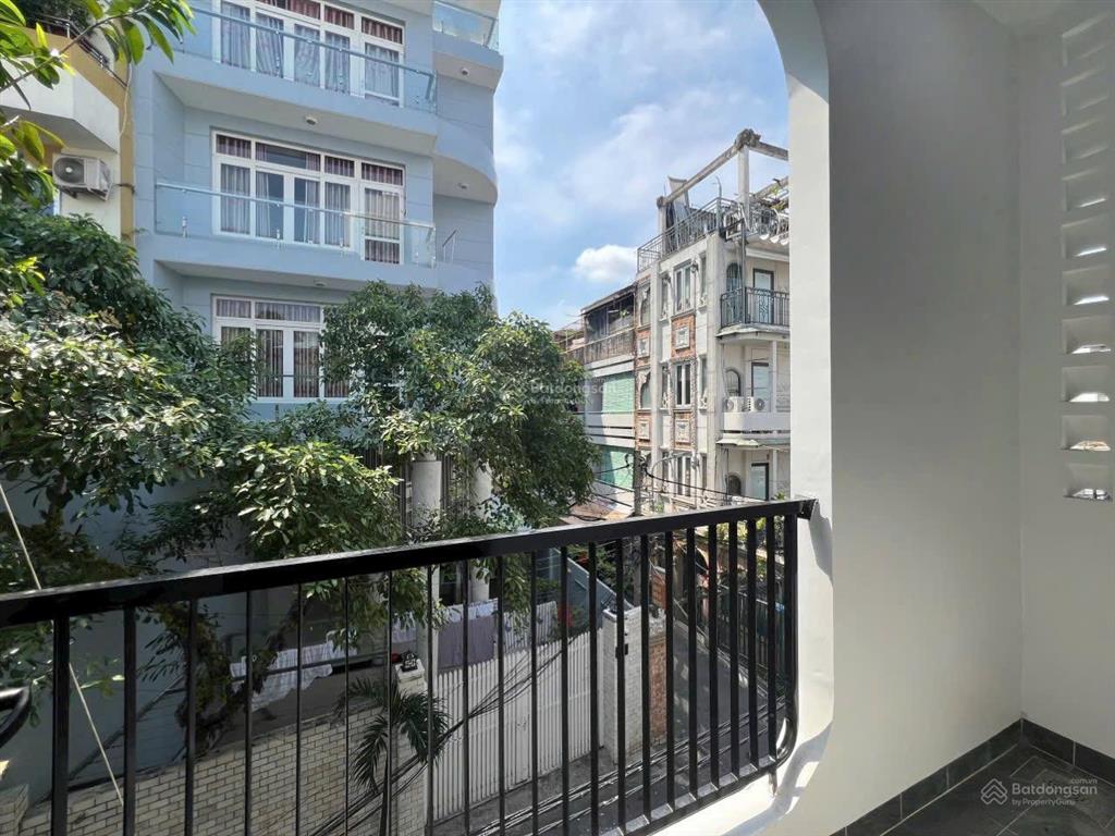 Khai trương căn hộ ban công 40m2 full nội thất ngay lê văn sỹ gần nguyễn văn trỗi giáp quận 1,3