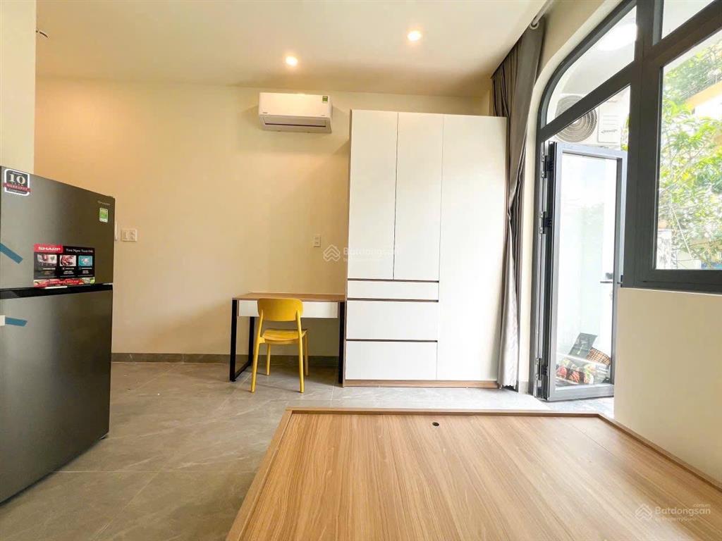 Khai trương căn hộ ban công 40m2 full nội thất ngay lê văn sỹ gần nguyễn văn trỗi giáp quận 1,3