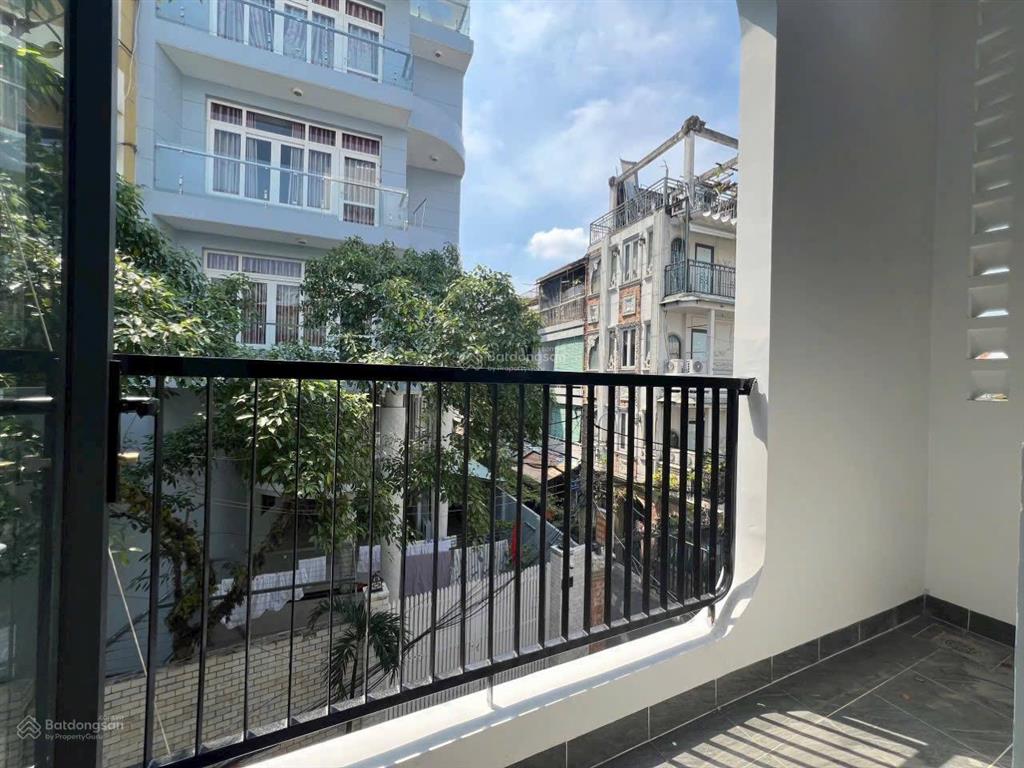 Khai trương căn hộ ban công 40m2 full nội thất ngay lê văn sỹ gần nguyễn văn trỗi giáp quận 1,3
