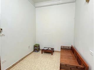 Cho thuê nhà riêng tại 34 ngõ 230, lạc trung, 23m2