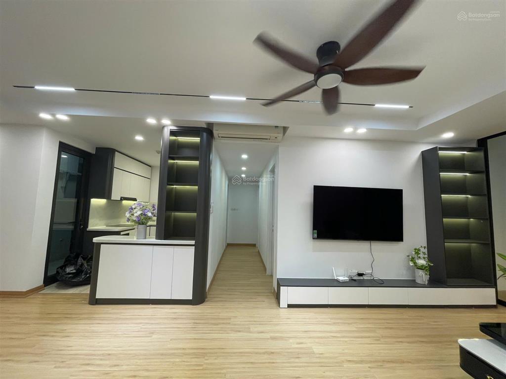 Bán căn hộ 3 ngủ, 2 ban công  106m² tòa chelsea residences, nội thất mới đẹp, 12,7 tỷ  0988 982 ***