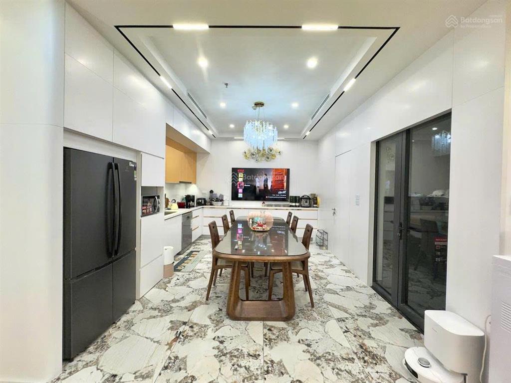 Bán căn hộ cao cấp brg (diamond residences) 4n3vs bc đn, có slot ô tô, full nội thất.  0988 982 ***