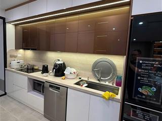 Cô nga muốn bán căn 3n 152m tòa 29t1 hoàng đạo thúy, giá bán nhanh cho khách thiện chí  0988 982 ***
