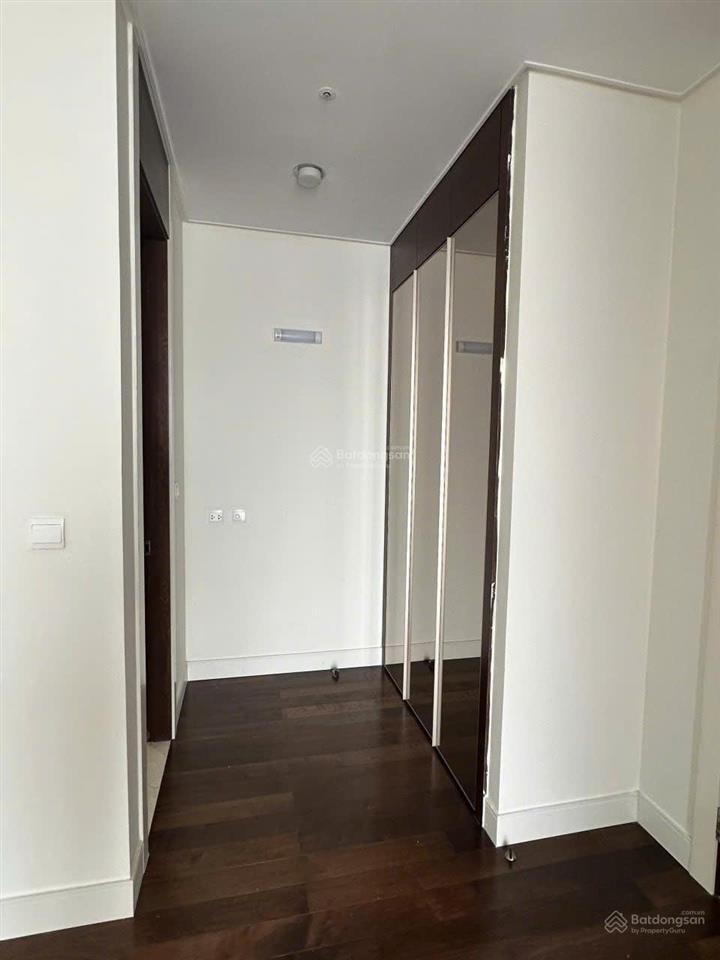Cần bán căn hộ chung cư cao cấp keangnam tầng cao 160m thiết kế 4n2vs, giá 14,2 tỷ.  0988 982 ***