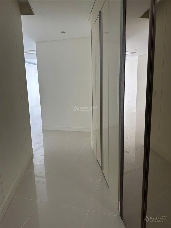 Cần bán căn hộ chung cư cao cấp keangnam tầng cao 160m thiết kế 4n2vs, giá 14,2 tỷ.  0988 982 ***