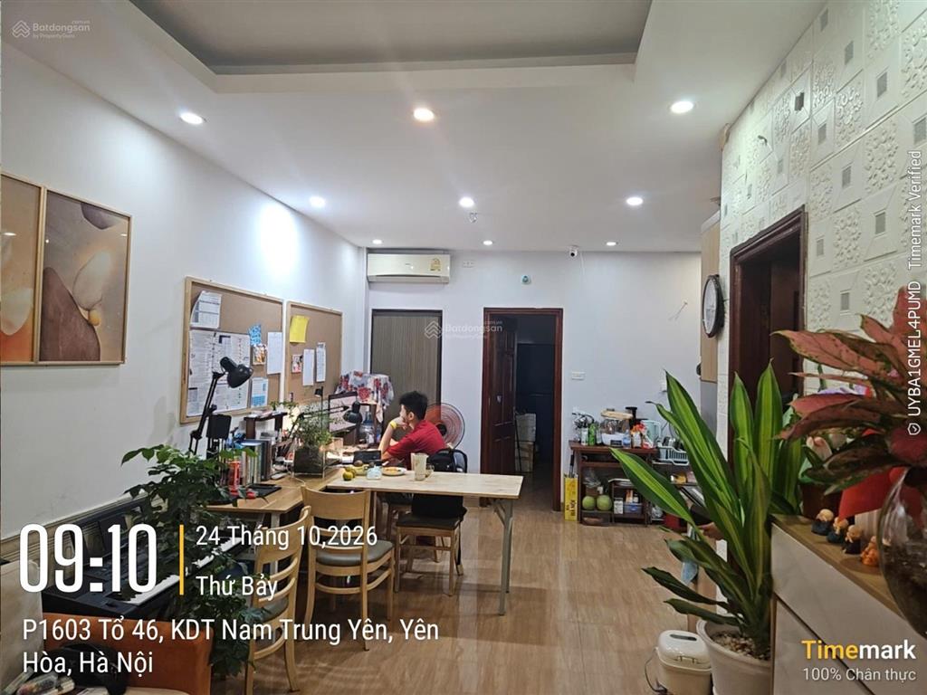 Chính chủ bán căn2 ngủ tòa b6a nam trung yên, nhiều cây xanh, thoáng đẹp, giá 3,5 tỷ.  0988 982 ***