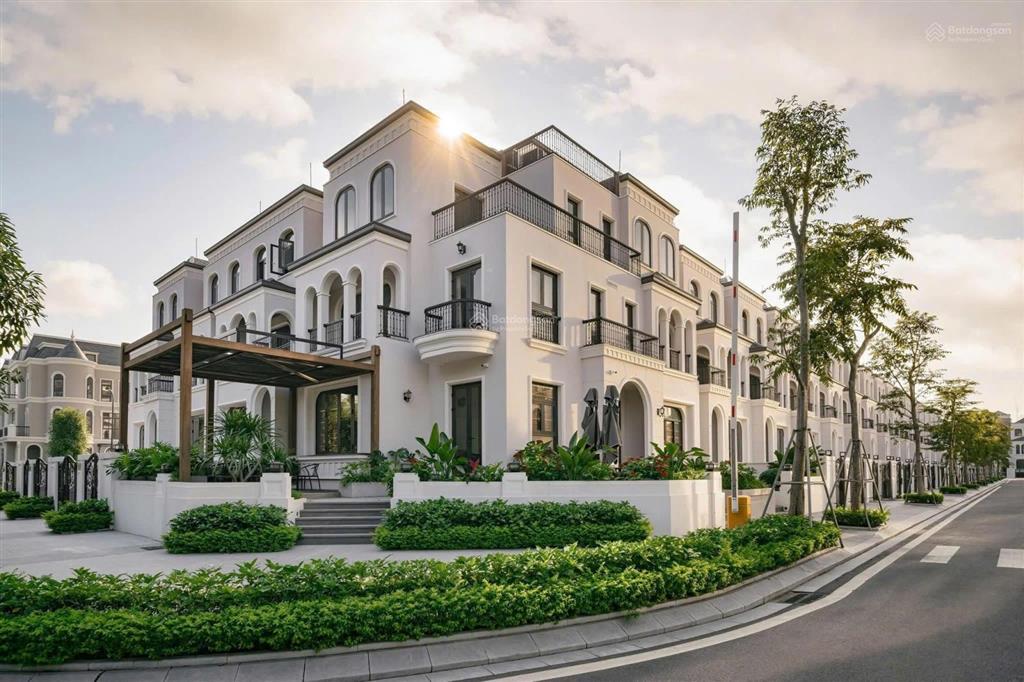 Biệt thự sống sang tại khu đô thị quốc tế ciputra, đẹp từng cm, giá trị bền vững. l/hệ 0988 982 ***